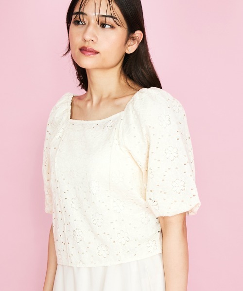 QUEENS COURT（クイーンズコート）の「【SHIORI IRIE コラボ】2WAYオフショルレースブラウス≪手洗い可能≫（シャツ/ブラウス・レディース・ブラック/オフホワイト/アイボリー・M）」の13枚目の写真