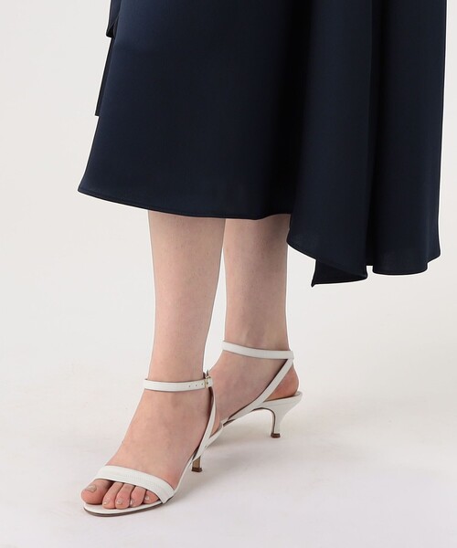 FLICKA(フリッカ)の「【別注】FLICKA for TOMORROWLAND Ruffle ドレス(ドレス・レディース・ネイビー・1)」の8枚目の写真