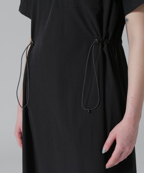 AVIREX（アヴィレックス）の「《直営店限定》HALF ZIP ACTIVE ONE PIECE/ハーフジップ アクティブワンピース（ワンピース・レディース・オリーブ/ブラック/オレンジ・F）」の10枚目の写真