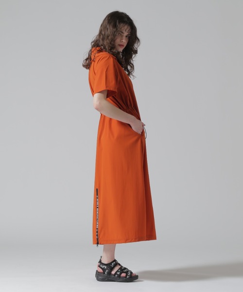 直営店限定》HALF ZIP ACTIVE ONE PIECE/ハーフジップ アクティブ