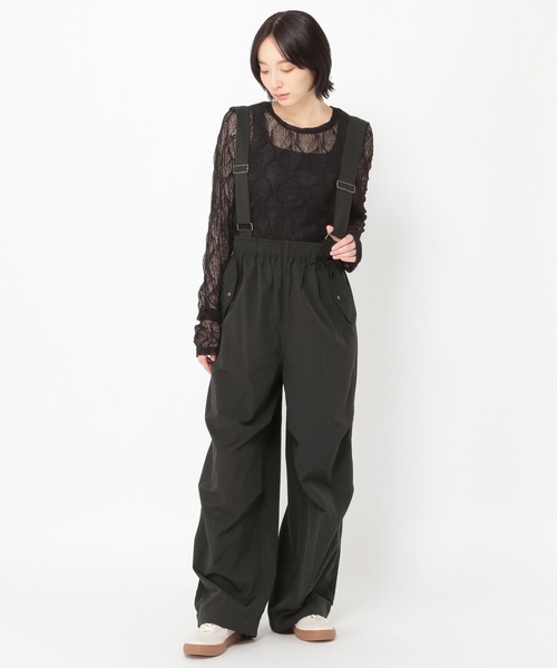 studio CLIP（スタディオクリップ）の「【daily CLIP】リップパラシュートパンツ（カーゴパンツ・レディース・ブラック/カーキ・FREE）」の3枚目の写真