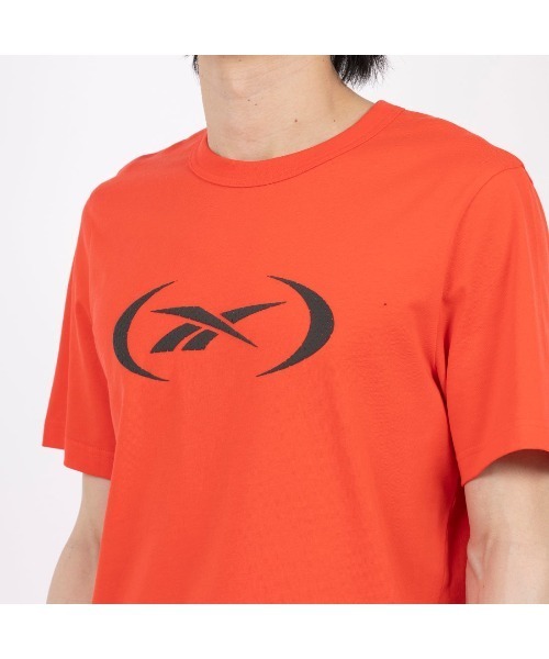 Reebok(リーボック)の「バスケットボール Tシャツ / BASKETBALL T-SHIRT(Tシャツ/カットソー・メンズ・レッド/ブラック/ホワイト・X-LARGE/SMALL/XX-LARGE/LARGE/MEDIUM)」の5枚目の写真