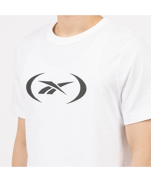 Reebok(リーボック)の「バスケットボール Tシャツ / BASKETBALL T-SHIRT(Tシャツ/カットソー・メンズ・レッド/ブラック/ホワイト・X-LARGE/SMALL/XX-LARGE/LARGE/MEDIUM)」の13枚目の写真