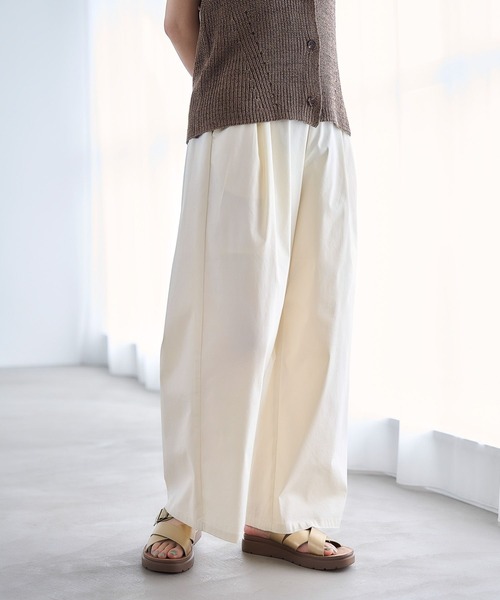 studio CLIP（スタディオクリップ）の「【イージーケア・接触冷感】軽らくストレートチノパンツ（チノパンツ・レディース・ベージュ/ネイビー/オフホワイト/カーキ・MEDIUM/PF/ﾌﾘｰ(L)/LARGE）」の22枚目の写真