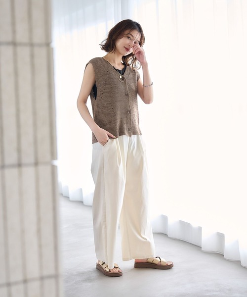 studio CLIP（スタディオクリップ）の「【イージーケア・接触冷感】軽らくストレートチノパンツ（チノパンツ・レディース・ベージュ/ネイビー/オフホワイト/カーキ・MEDIUM/PF/ﾌﾘｰ(L)/LARGE）」の19枚目の写真