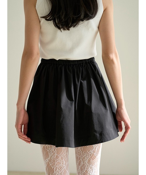 SNIDEL（スナイデル）の「Sustainableタフタミニスカショ（その他パンツ・レディース・ブラック/バーガンディー/ホワイト・0/1）」の22枚目の写真