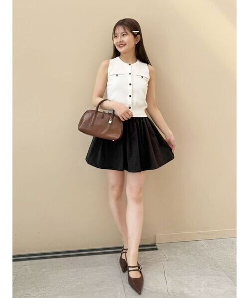 SNIDEL（スナイデル）の「Sustainableタフタミニスカショ（その他パンツ・レディース・ブラック/バーガンディー/ホワイト・0/1）」の19枚目の写真