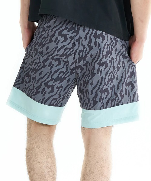 RVCA(ルーカ)の「RVCA メンズ 【UTILITY】 BLOCK SHORTS ショートパンツ 【2025年夏モデル】/ルーカウエストゴム撥水速乾塩素対応UVケア総柄サーフトランクス・ボードショーツ・バギーショーツ(水着)(その他パンツ・メンズ・ブラック/グレー系その他/キャメル/ブルー系その他・MEDIUM/SMALL/X-LARGE/LARGE)」の12枚目の写真