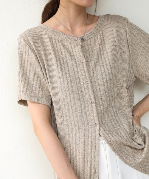 Bab(バブ)の「レイヤード風2WAYトップス(Tシャツ/カットソー・レディース・グレー/ホワイト/ベージュ・M)」の1枚目の写真