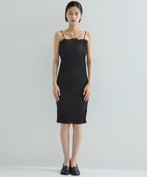 kotohayokozawa（コトハヨコザワ）の「【kotohayokozawa/コトハヨコザワ】《STUDIOUS別注》SHEER LAYERED SHORT SLEEVE HIGH NECK  DRESS/シアーレイヤードショートスリーブハイネックドレス（ワンピース・レディース・ブラック/ブルー・S/M）」の8枚目の写真