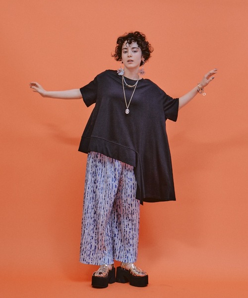 アシンメトリーデザインTシャツ（Tシャツ/カットソー）｜manana suerte