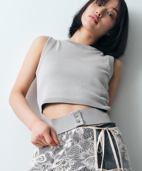 CODE A(コードエー)の「design knit tank(ニット/セーター・レディース・ブラック/ライトブルー/ライトグレー・00)」の1枚目の写真