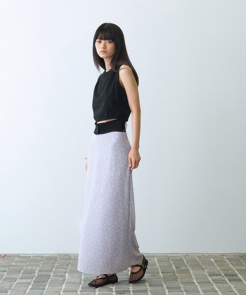 CODE A(コードエー)の「design knit tank(ニット/セーター・レディース・ブラック/ライトブルー/ライトグレー・00)」の5枚目の写真
