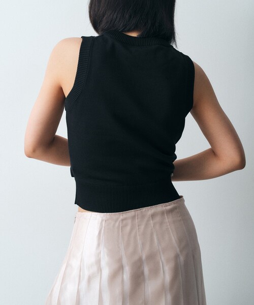 CODE A(コードエー)の「design knit tank(ニット/セーター・レディース・ブラック/ライトブルー/ライトグレー・00)」の8枚目の写真