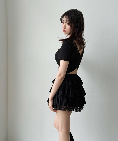 VEILA（ヴェイラ）の「バッククロス×ブラ付きTシャツ（Tシャツ/カットソー・レディース・ホワイト/ブラック・M/S）」の11枚目の写真