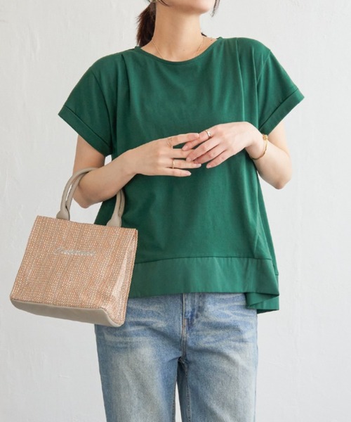 ikka(イッカ)の「Aライン裾切り替えカットソー(Tシャツ/カットソー・レディース・ブラック/グリーン/ネイビー/ベージュ・S/M/L)」の11枚目の写真