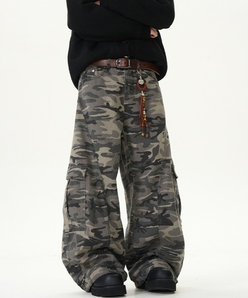 WESTBOY(ウエストボーイ)の「カモフラージュ ワイドカーゴパンツ WO25S11PT01【WB ORIGINALS】(カーゴパンツ・メンズ・カモフラージュ・L/M/XL)」の4枚目の写真