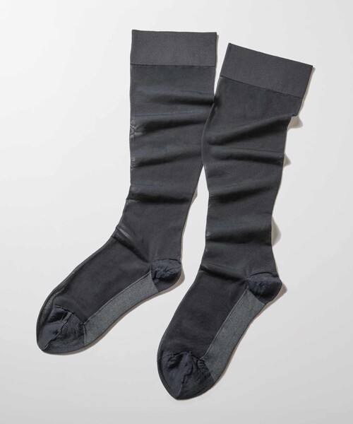 green label relaxing(グリーンレーベルリラクシング)の「<MAEE>コンプレッション ソックス(シアー)/ 着圧ソックス / 靴下(ソックス/靴下・レディース・ホワイト/ブラック/ワイン/ダークグレー・FREE)」の1枚目の写真