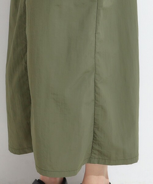 Cutie Blonde（キューティーブロンド）の「【S-LL】ナイロンハーフジップジャンスカ（ワンピース・レディース・ブラック/カーキ・01/02/03/04）」の4枚目の写真