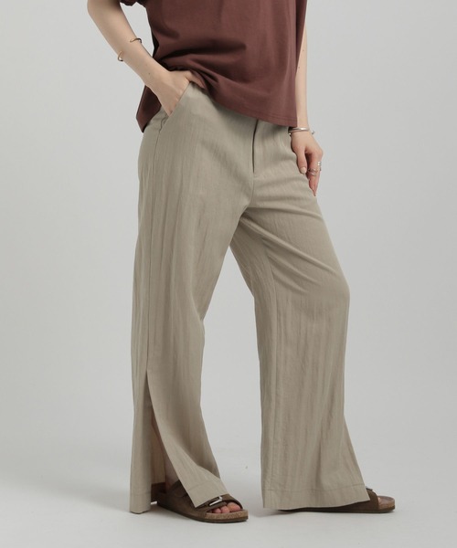 GEORGE'S（ジョージズ）の「サイドスリットパンツ（その他パンツ・レディース・ベージュ/ブラウン/ブラック・SMALL/MEDIUM）」の3枚目の写真