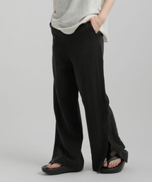 サイドスリットパンツ