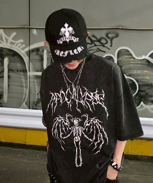 REFLEM(レフレム)の「『REFLEM/レフレム』クロス刺繍ダメージデニムCAP(キャップ・レディース・ブラック×パープル/ブラック×ホワイト/グレー/ブラック×ピンク・FREE)」の5枚目の写真