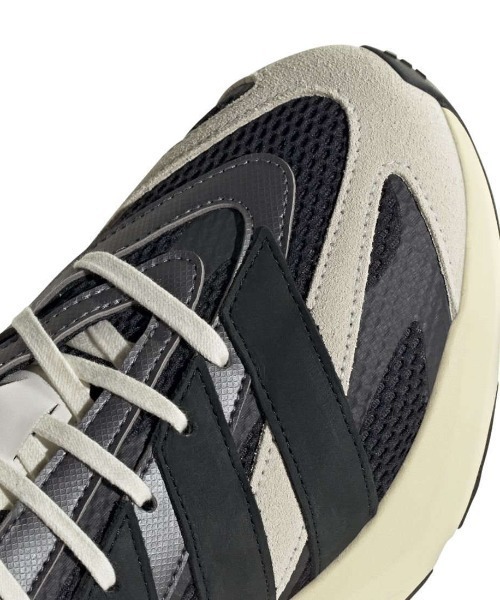 adidas（アディダス）の「アディダス adidas LIGHTBLAZE U（スニーカー・メンズ・ブラック×ホワイト・25.0cm/25.5cm/26.0cm/26.5cm/27.0cm/27.5cm/28.0cm）」の10枚目の写真
