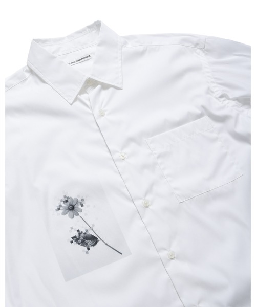 uniform experiment(ユニフォームエクスペリメント)の「YUNI YOSHIDA: FLOWER SHIRT(シャツ/ブラウス・メンズ・ホワイト/ライトブルー・1/2/3)」の6枚目の写真