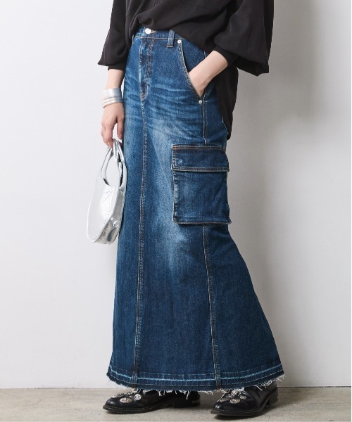 CHIC STYLE（シックスタイル）の「アウトポケットデニムマキシスカート＜大きいサイズ有＞シックスタイル（デニムスカート・レディース・ブルー系/ブラック系・M/L/LL/3L/4L/5L）」の2枚目の写真