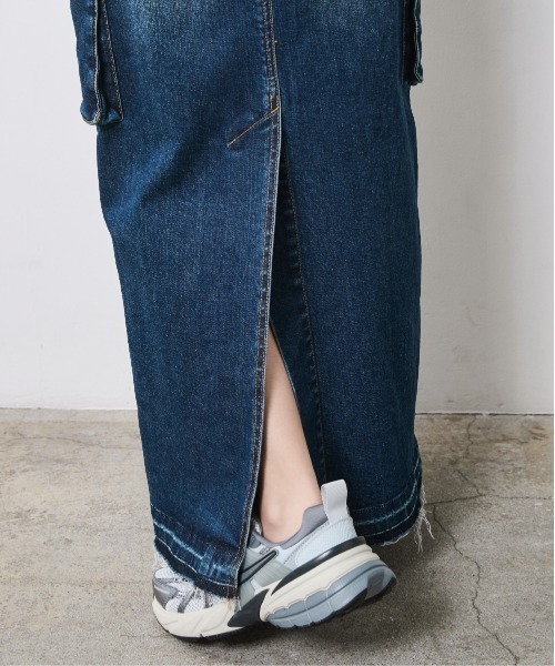 CHIC STYLE（シックスタイル）の「アウトポケットデニムマキシスカート＜大きいサイズ有＞シックスタイル（デニムスカート・レディース・ブルー系/ブラック系・M/L/LL/3L/4L/5L）」の16枚目の写真
