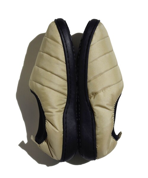 SUBU(スブ)の「SUBU / VAMP SHOES F-line(サンダル・レディース・ブラック/ベージュ/オリーブ/シルバー・00/0/1/2)」の9枚目の写真