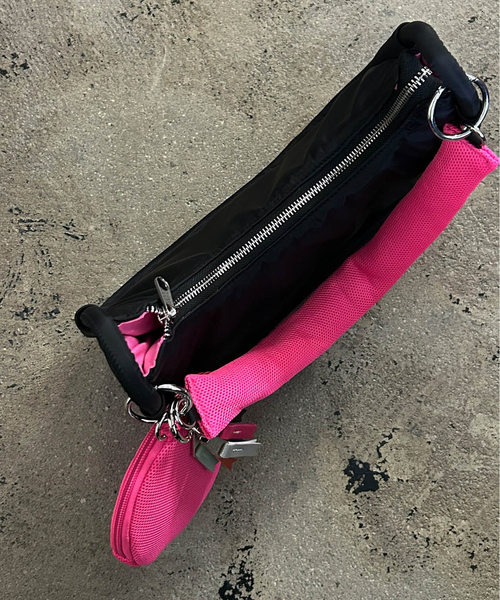 cheek（BAG）（チーク）の「【cheek/チーク】rund shoulder C25001　ショルダーバック/ポーチ付き/ユニセックス【WEB限定】（ショルダーバッグ・レディース・ブラック・フリー）」の2枚目の写真
