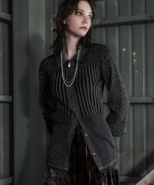 HARE(ハレ)の「レイヤーシャツラメリブニットカーディガン(HARE)(カーディガン/ボレロ・レディース・ブラック/ブラウン/パープル/グリーン/グレー/ブラック系その他・FREE)」の14枚目の写真