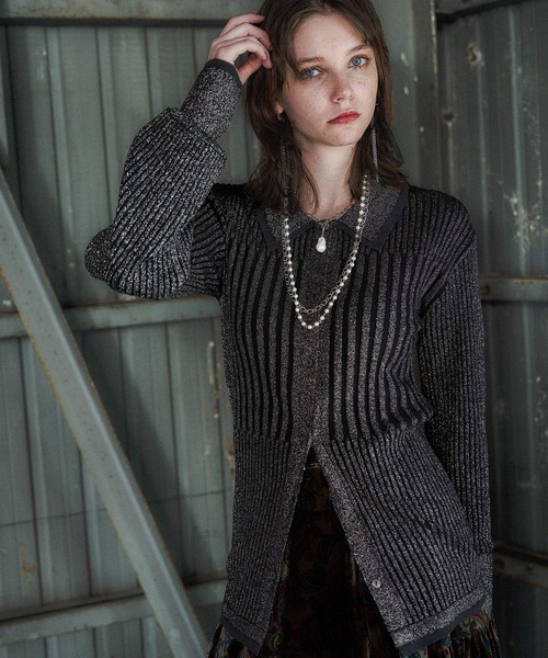 HARE(ハレ)の「レイヤーシャツラメリブニットカーディガン(HARE)(カーディガン/ボレロ・レディース・ブラック/ブラウン/パープル/グリーン/グレー/ブラック系その他・FREE)」の15枚目の写真