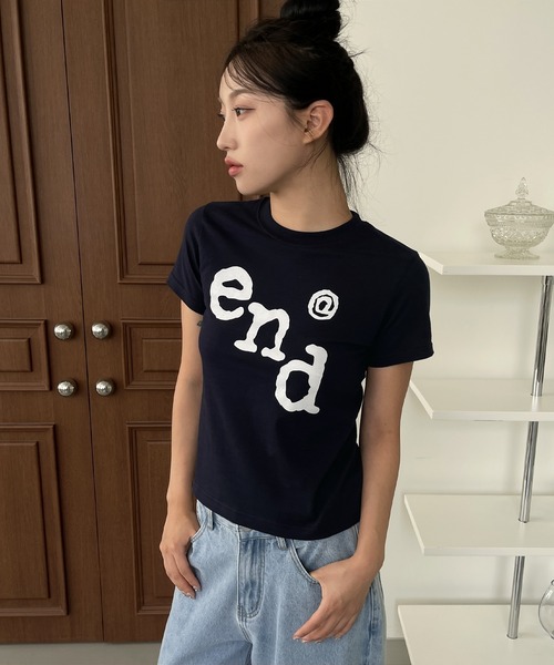 UNE MANSION(ユヌマンション)の「endユニークロゴクロップド半袖Tシャツ(Tシャツ/カットソー・レディース・ホワイト/ネイビー/ブラック/スカイブルー・FREE)」の21枚目の写真