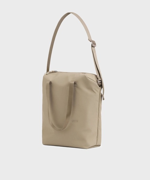 ESTNATION(エストネーション)の「Urth / Arkose Tote(トートバッグ・メンズ・ブラック・FREE)」の3枚目の写真