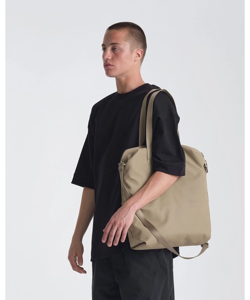 ESTNATION(エストネーション)の「Urth / Arkose Tote(トートバッグ・メンズ・ブラック・FREE)」の6枚目の写真