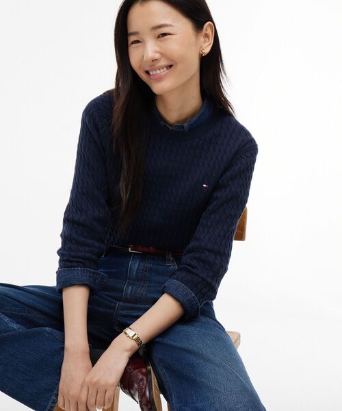TOMMY HILFIGER（トミーヒルフィガー）の「コットンケーブルファインゲージロングスリーブセーター（ニット/セーター・レディース・ネイビー/チェリーレッド/モスグリーン/ベージュ/ラベンダー/ホワイト/インディゴブルー/イエロー系その他3・SMALL/X-SMALL/XX-SMALL/MEDIUM）」の22枚目の写真
