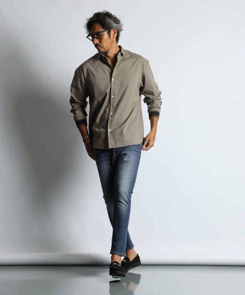 The DUFFER of ST.GEORGE（ザダファーオブセントジョージ）の「LINEN BLEND COOLMAX RIBBED SHIRT：セットアップ 麻混クールマックス リブ袖シャツ（シャツ/ブラウス・メンズ・グレイッシュベージュ/ネイビー・SMALL/X-LARGE/LARGE/MEDIUM）」の12枚目の写真