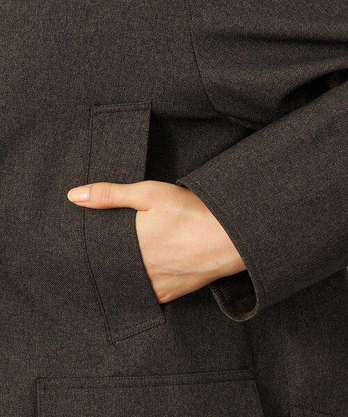 MACKINTOSH PHILOSOPHY（ﾏｯｷﾝﾄｯｼｭ ﾌｨﾛｿﾌｨｰ）の「GREY LABEL 【SOMERFORD(サマーフォード)】（ステンカラーコート・レディース・ベージュ/ダークネイビー/ブラウン系その他5・2/6）」の8枚目の写真
