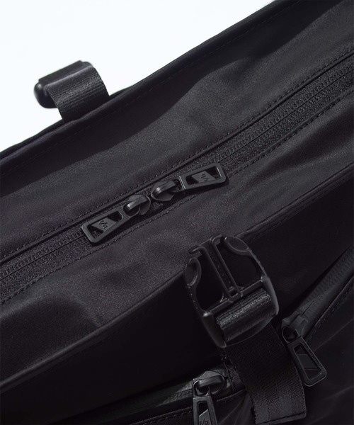 F/CE. (エフシーイー)の「F/CE. RECYCLE TWILL COURIER SHOULDER / エフシーイー リサイクルツイルクーリエショルダー(メッセンジャーバッグ・メンズ・ブラック・FREE)」の11枚目の写真