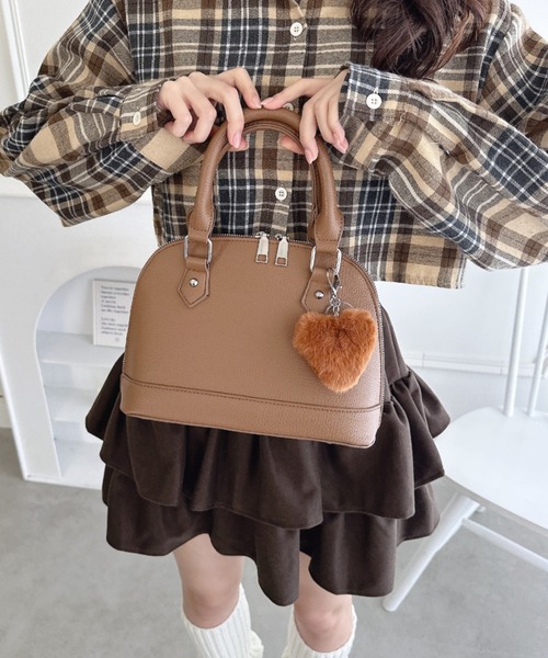 Loueme（ルエム）の「ハートファーチャーム2WAYボストンバッグ（ボストンバッグ・レディース・ブラック/アイボリー/ピンク/ブラウン・FREE）」の20枚目の写真