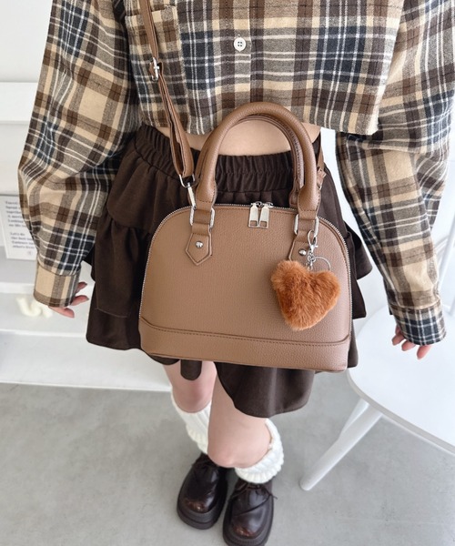 Loueme（ルエム）の「ハートファーチャーム2WAYボストンバッグ（ボストンバッグ・レディース・ブラック/アイボリー/ピンク/ブラウン・FREE）」の22枚目の写真