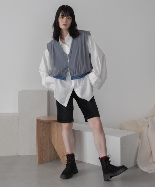 VACANCY（ヴァカンシー）の「チュールドッキングデニムZIPベスト（ベスト・レディース・ブラック/ブルー・FREE）」の6枚目の写真