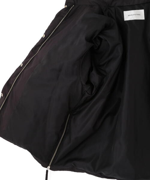 NATURAL BEAUTY BASIC（ナチュラルビューティーベーシック）の「◇シームレスミドルダウン（ダウンジャケット/コート・レディース・ブラック/オフホワイト・SMALL/MEDIUM）」の12枚目の写真