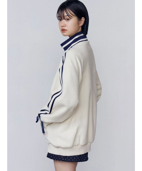 EMODA(エモダ)の「ラインオーバーフリースブルゾン(ブルゾン・レディース・アイボリー/グレー/ブラウン・FREE)」の8枚目の写真