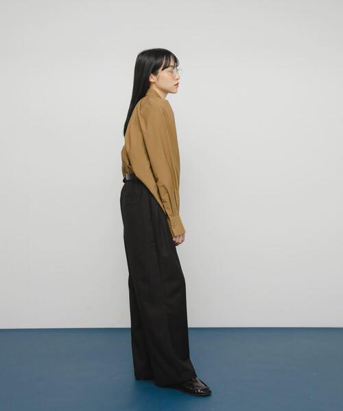 KBF(ケイビーエフ)の「ボリュームスリーブクロップドシャツ(シャツ/ブラウス・レディース・グリーン系その他/ブラウン系その他/ライトベージュ・ONE)」の18枚目の写真