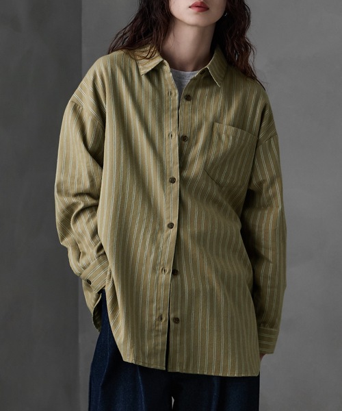 etoll.(エトル)の「ストライプコットンオーバーシャツ(シャツ/ブラウス・レディース・ブラック/ベージュ/カーキ・M)」の6枚目の写真