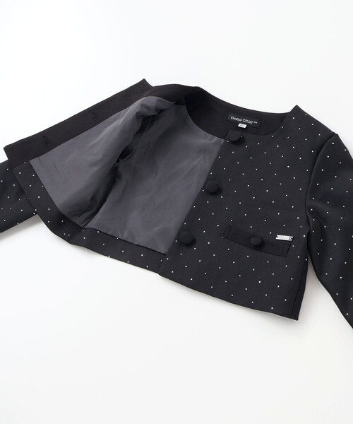 BeBe（ベベ）の「【お揃い】エトワールシャイニードットクロップドジャケット（ノーカラージャケット・キッズ・ブラック・150cm/120cm/130cm/140cm）」の15枚目の写真