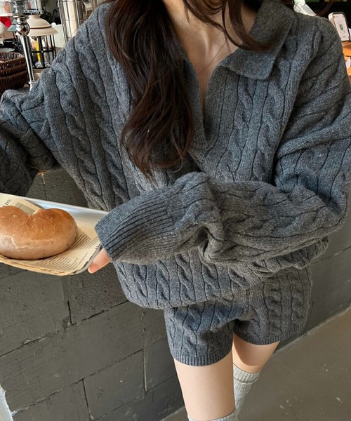 DAY CLOSET(デイ クローゼット)の「【セットアップ】長袖ケーブル編みスキッパーニットトップス+リブショートパンツ 上下2点セット レディース(ニット/セーター・レディース・ホワイト/グレー/ブラック・FREE)」の3枚目の写真